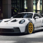 How Should We Build Tamiya's Porsche 911 GT3 RS?