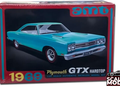 AMT 1969 Plymouth GTX Hardtop Model Kit