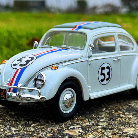 Review Build: Polar Lights Herbie the Love Bug