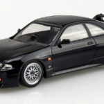 Aoshima Nissan R33 Skyline GT-R - Black