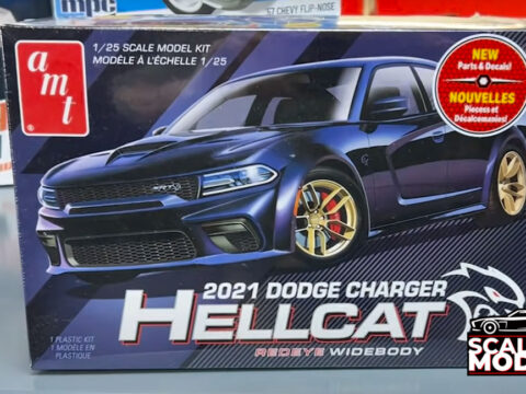 Round2 Models AMT 2021 Dodge Charger Hellcat