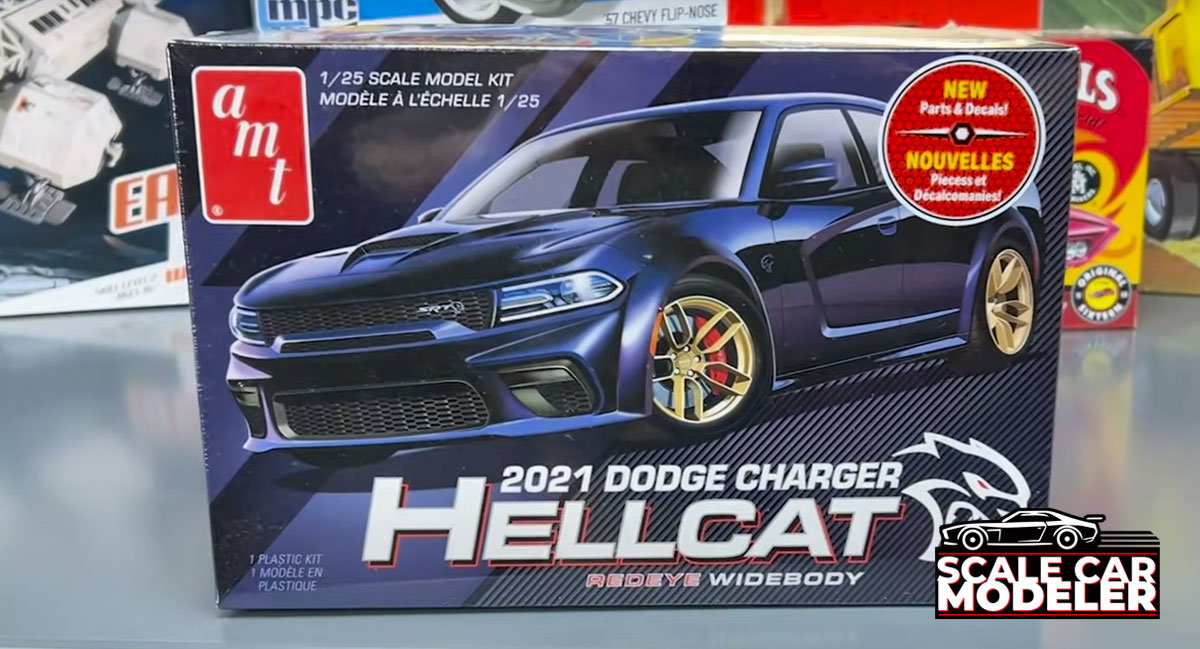 Round2 Models AMT 2021 Dodge Charger Hellcat