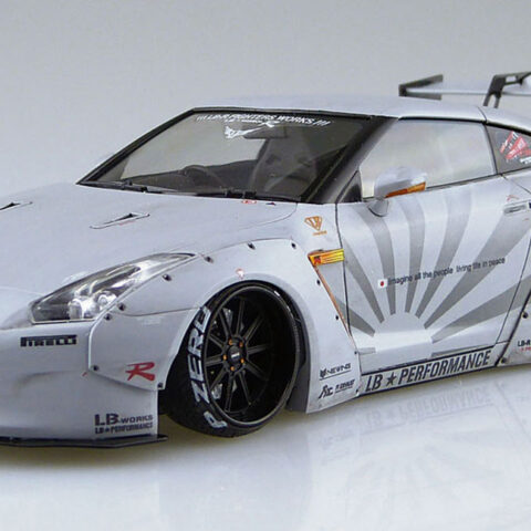 Aoshima LB Works R35 GT-R Ver2